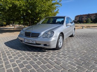 Mercedes-Benz Clase C 2003