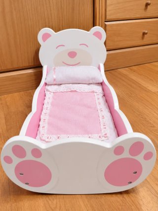 Cuna de juguete nenuco madera oso rosa