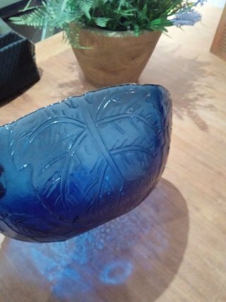 Frutero de cristal azul portugués