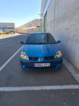 Renault Clio 2004