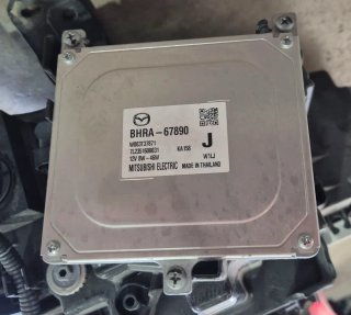 Faros LED Mazda 3 (2025)