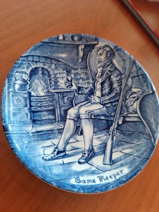 Platito de Porcelana Inglesa Enoch Wedgwood