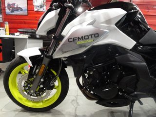 CFMOTO 650 NK Naked Moto