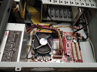 Ordenador Retro MSI Multiboot Window XP Windows 98