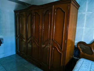 Mobiliario vivienda, salón, dormitorios, camas...
