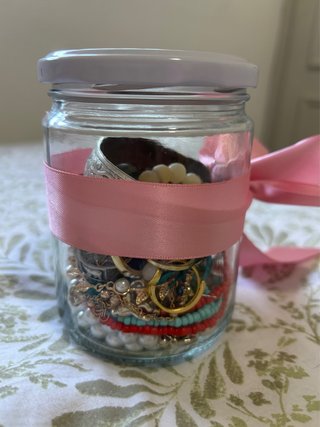 Tarro de joyería misterioso