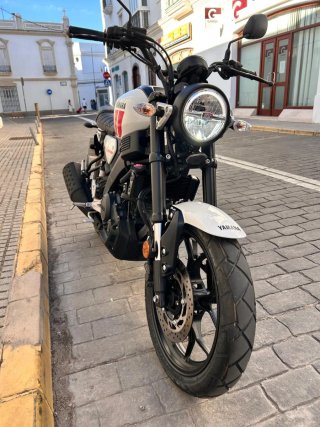 Yamaha XSR 125