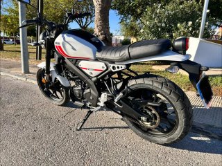 Yamaha XSR 125