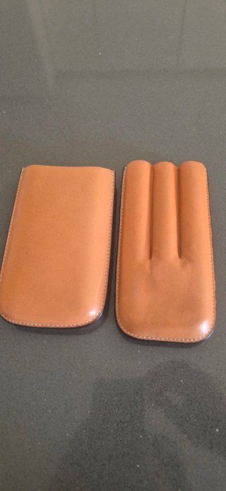 Estuche de cuero para puros