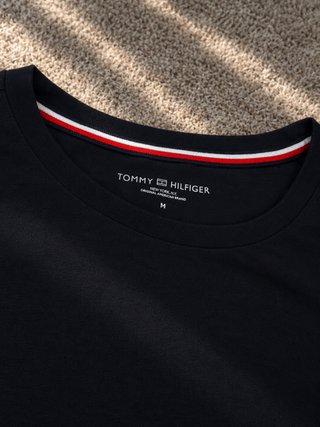 Maglia a maniche lunghe Tommy Hilfiger nera