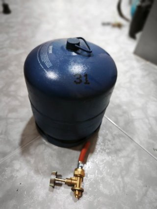 Botella Campingaz con regulador