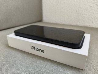 iPhone 16e