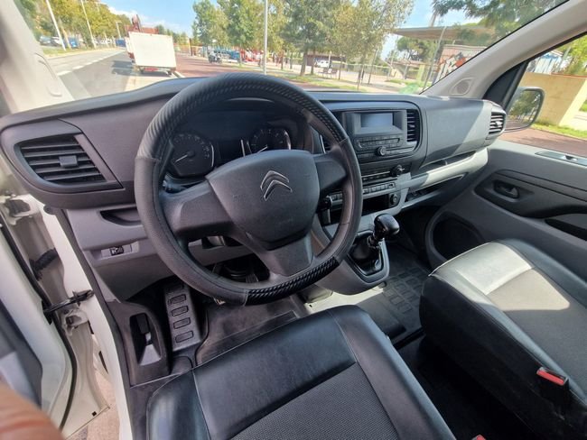 Citroën Jumpy 2019, foto 15