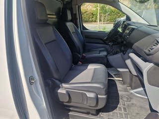 Citroën Jumpy XS 100CV 1.5 2PLZ
