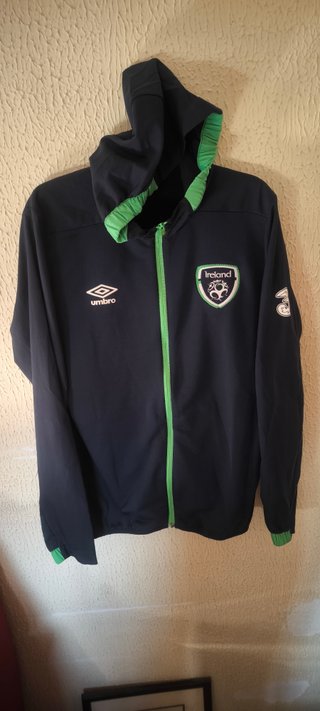 ORIGINAL Chaqueta player Irlanda Umbro Talla M