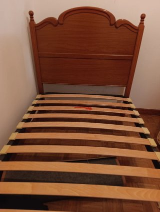 Cama de 90 de madera de pino