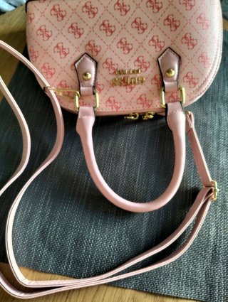 Bolso Tote Monogram Guess Rosa