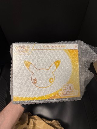 Elite Trainer Box Pokémon 30th Celebration ENG