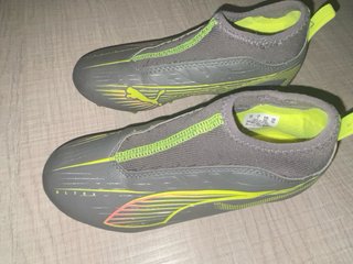 Botas Fútbol Puma Ultra talla 32