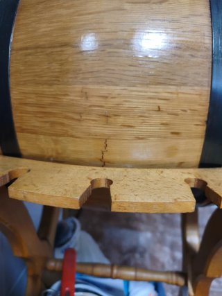 Tonel de vino 32L con pie