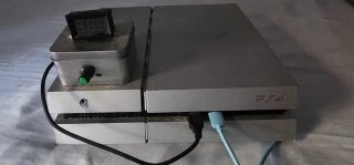 PS4 (PlayStation 4) 11.00 Gris