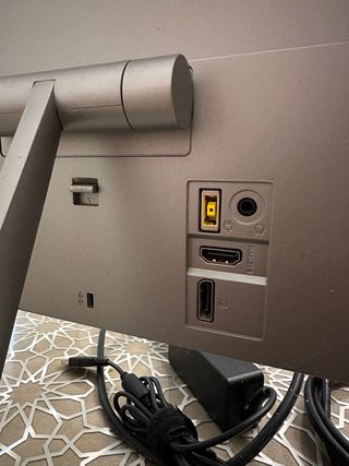 Monitor Lenovo 24 pulgadas