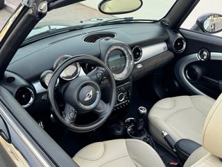 MINI Cooper JCW 2012
