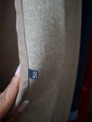 Americana Beige de Corte Clásico