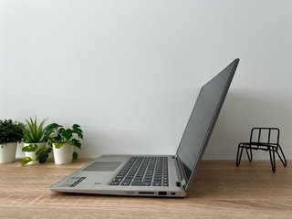 Lenovo Yoga táctil COMO NUEVO !