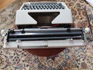 Máquina de escribir Olympia