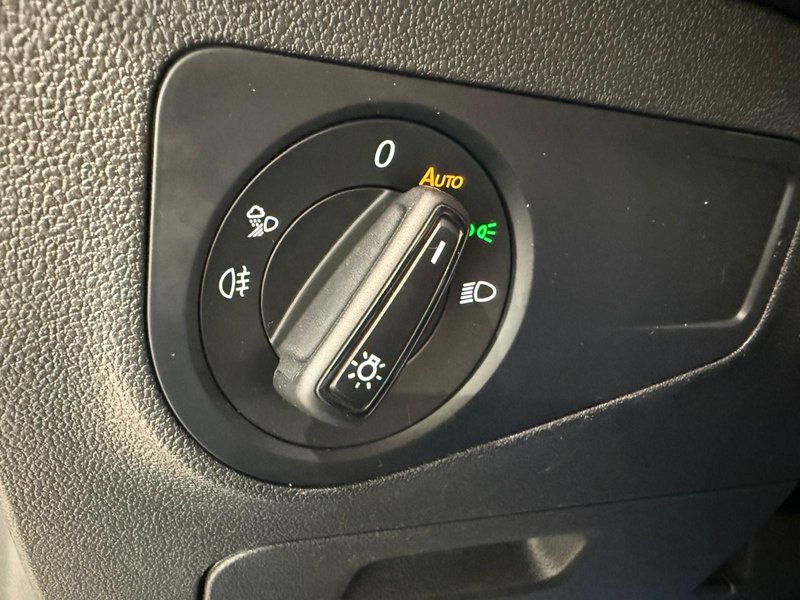 Volkswagen Tiguan Life 2.0 TDI DSG (2021) 2022, foto 25