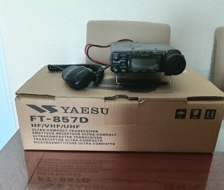 Emisora Yaesu FT-857D Radioafición