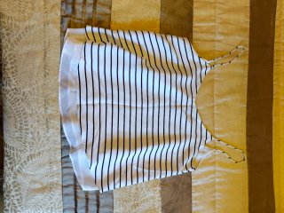 Blusa de tirantes con rayas