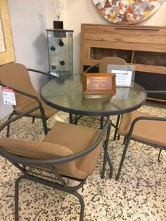 Set de Mesa y 3 Sillas