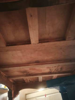 Mesa de Madera Clásica