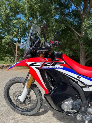 Honda CRF 250 Rally (2019), 10.200 km. Muy cuidada