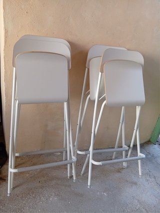 Set de 4 Taburetes Altos Plegables de Ikea