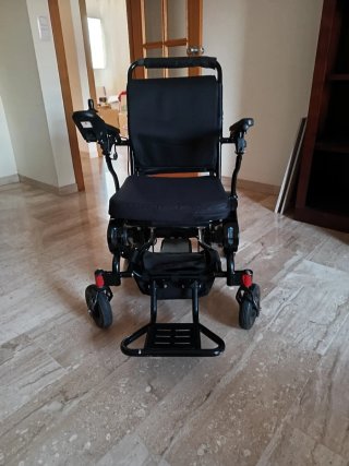 Silla de ruedas eléctrica