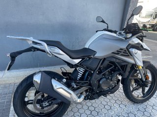 dasMoto vende BMW G310GS con 6500 km (2022)