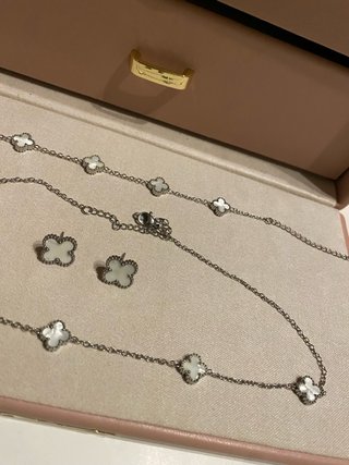 Set de Collar, Pendientes y Pulsera