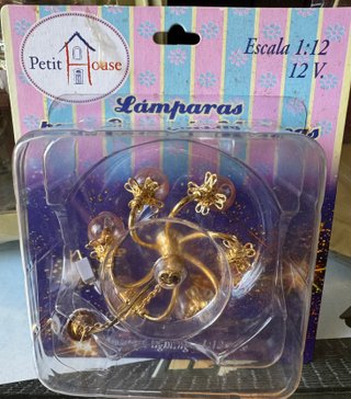 Casa de Muñecas Linda Escala 1:12 SIN ESTRENAR
