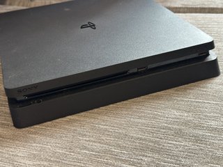 PS4 Slim 500GB + mando + caja original