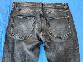 Pantalones vaqueros rotos gris oscuro para hombre