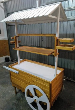 Carrito de madera para eventos