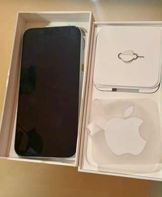 iPhone 15 Plus