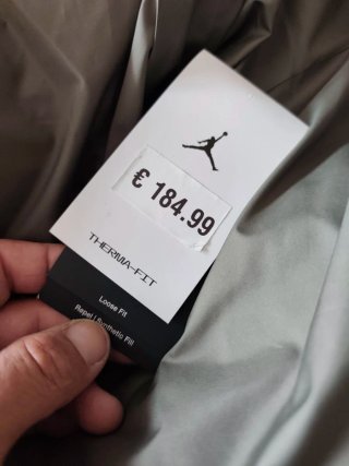 Chaqueta Nike Air Jordan sin estrenar