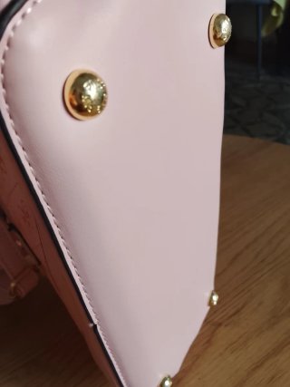 Bolso Guess Monogram Rosa