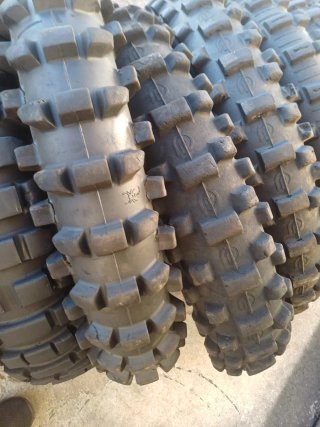 Neumáticos Cross y Enduro
