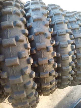 Neumáticos Cross y Enduro