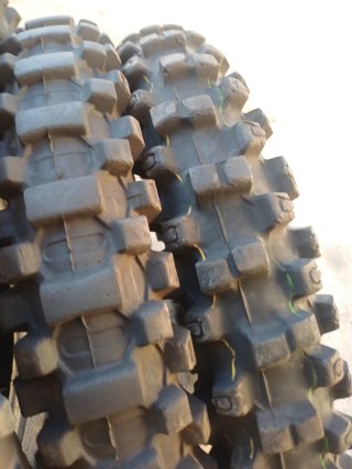 Neumáticos Cross y Enduro
